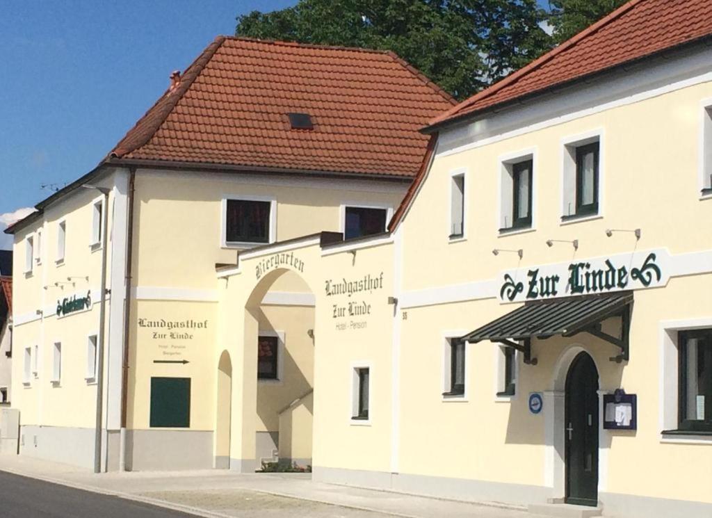 Gaestehaus Linde Salching Eksteriør billede